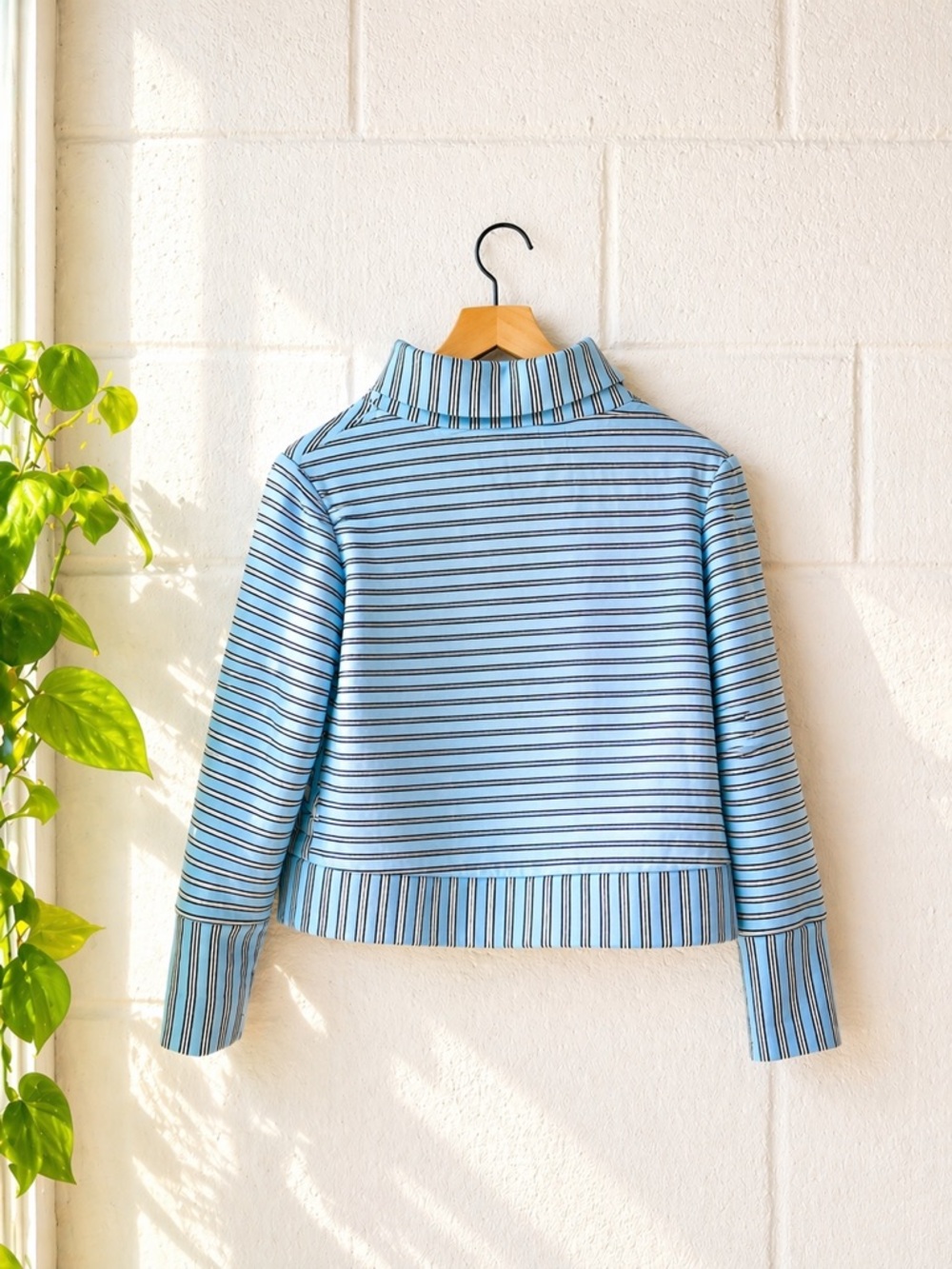 ADDISON BAY— Cropped Striped Light Blue Pullover